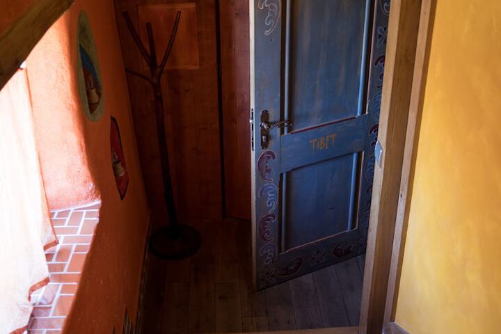 Room 20 of 160
