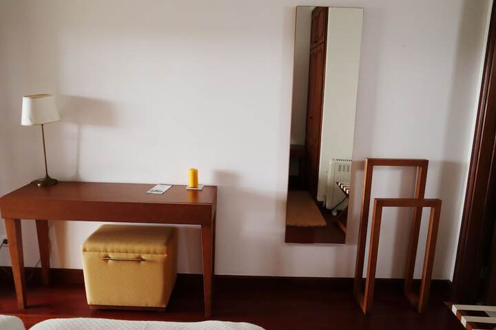 Room 26 of 117