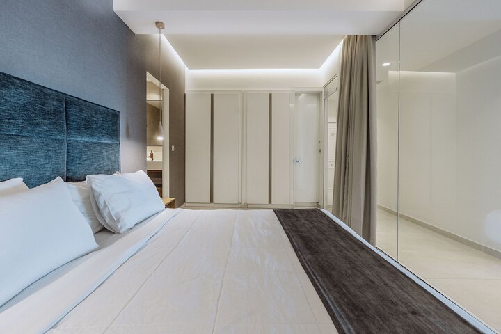 Room 32 of 113