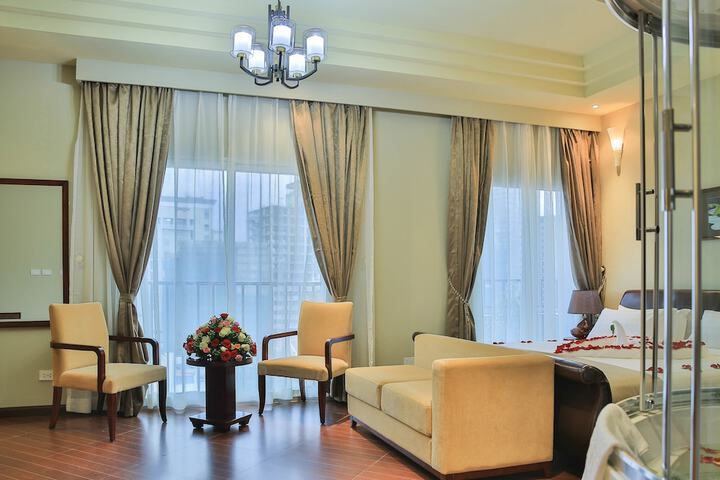Room 13 of 49