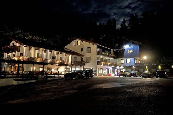 Exterior of Gundl Alm