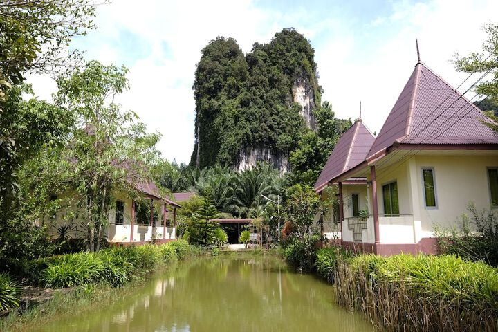 Mananchaya Resort