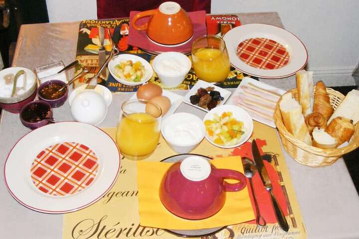 Breakfast/Coffee Service 42 of 62