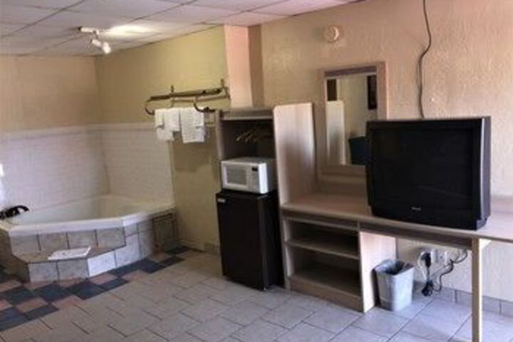 Room 20 of 27