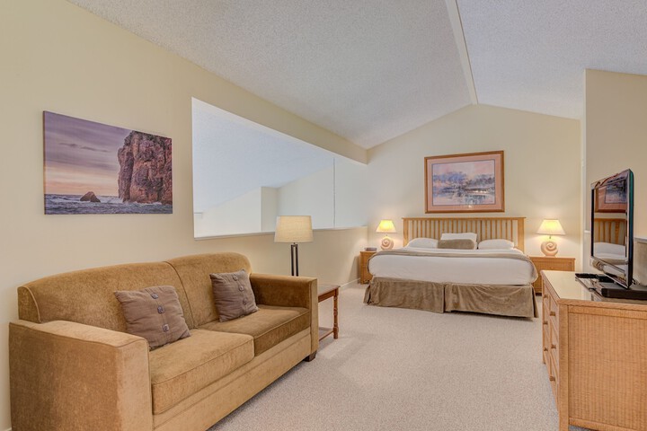 Room 3 of 124