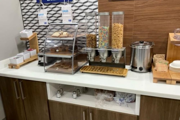 Breakfast buffet