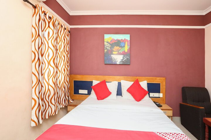 Room 10 of 20