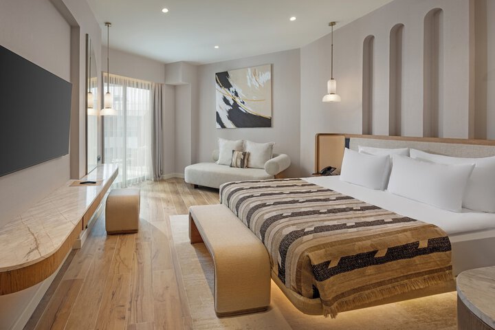 Room 40 of 189