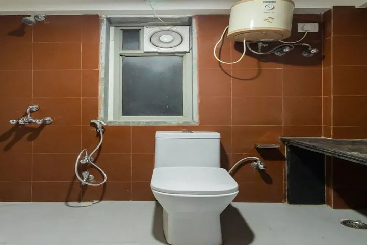 Room 7 of 17
