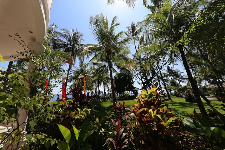 Hotel Exterior 80 of 80
