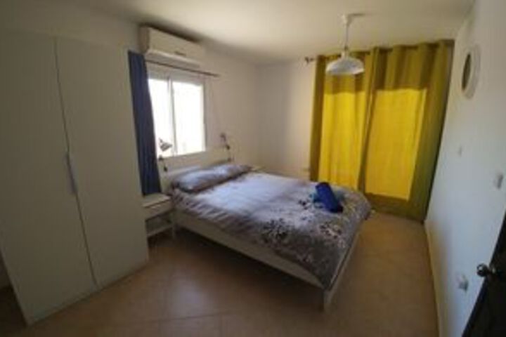 Room 17 of 32