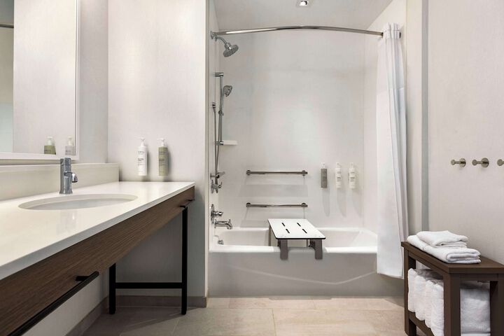 Bathroom shower
