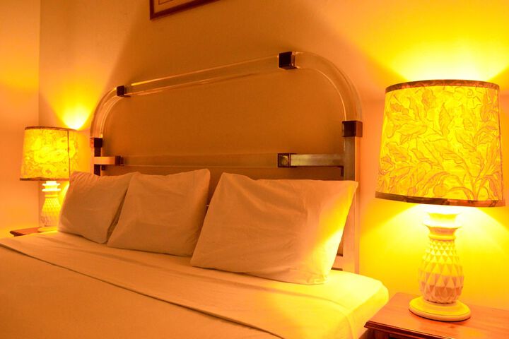 Room 6 of 19