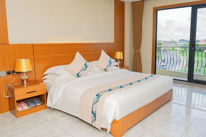 Room 3 of 13