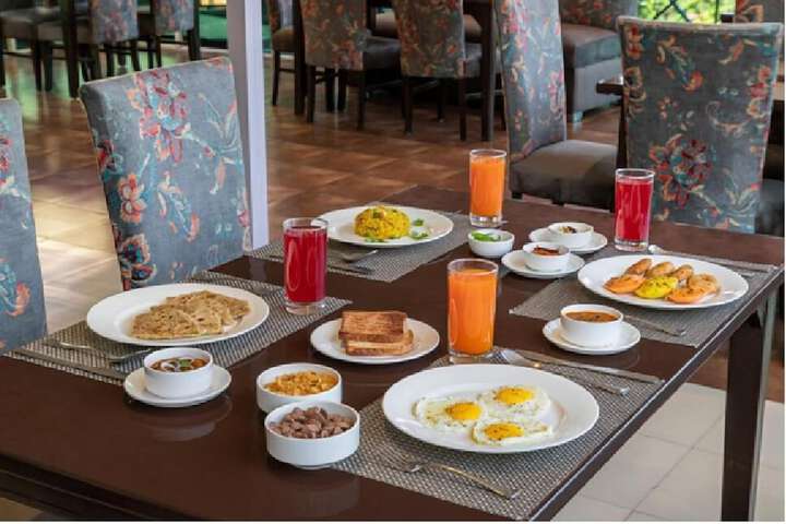 Breakfast/Coffee Service 21 of 34