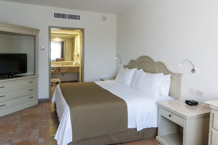 Room 20 of 153