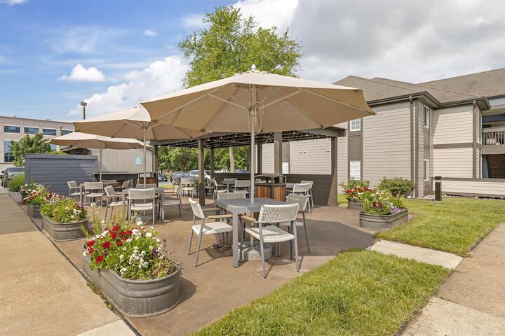 Terrace/Patio 39 of 47