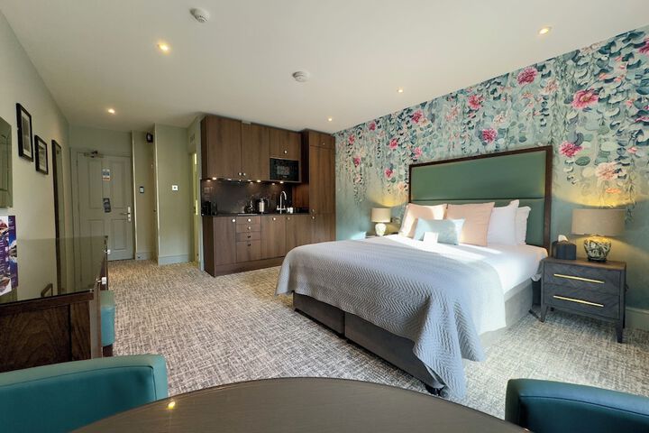 Room 36 of 82