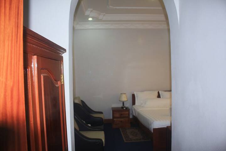 Room 13 of 52