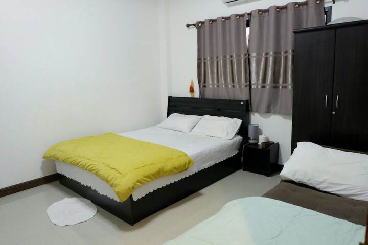 Room 4 of 59