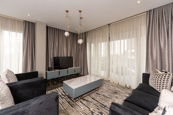Room 52 of 87