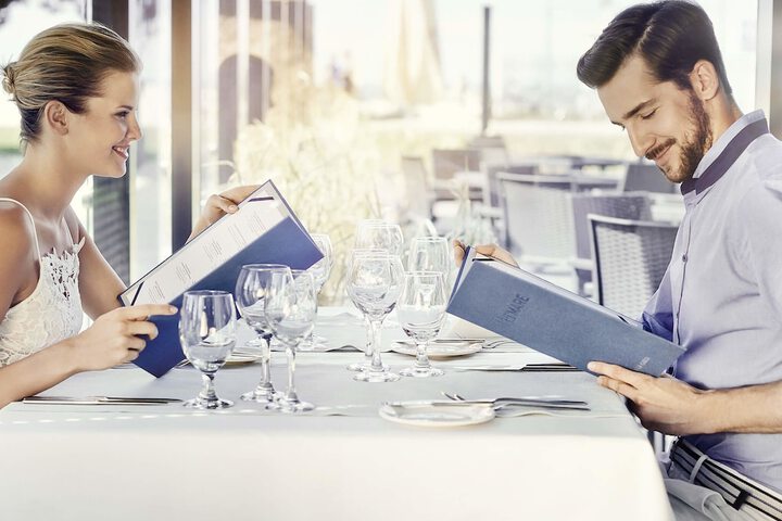 Dining 69 of 71