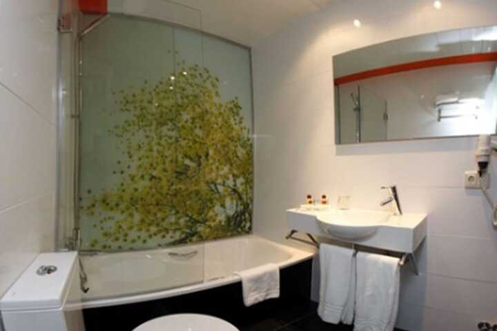 Bath Photo