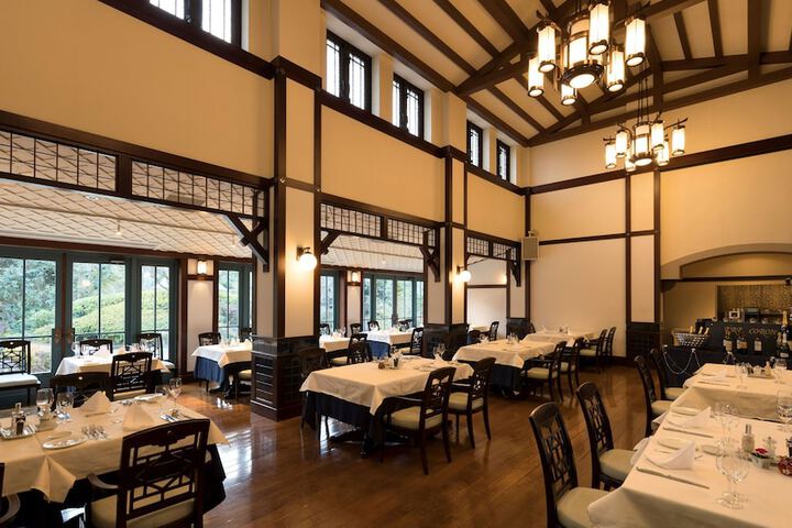 Dining Photos