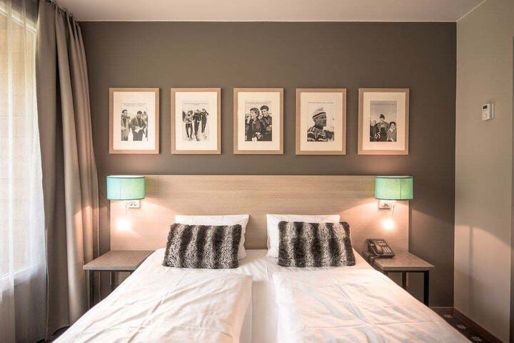 Room 17 of 43