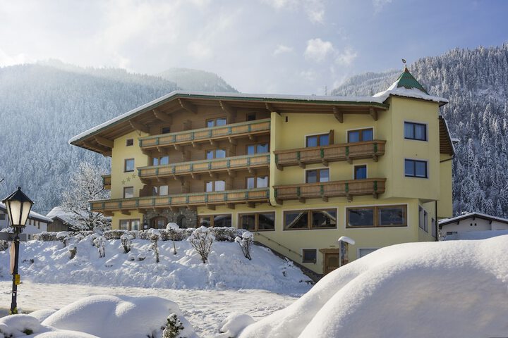 Exterior Photo