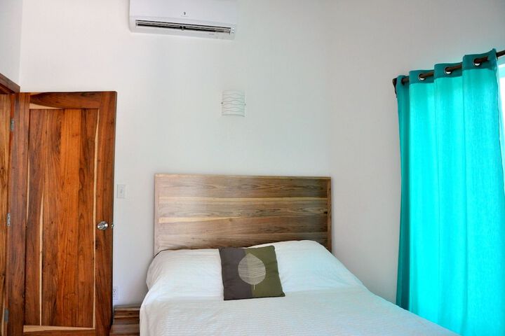 Room 6 of 40