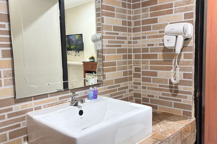 Bath Interior
