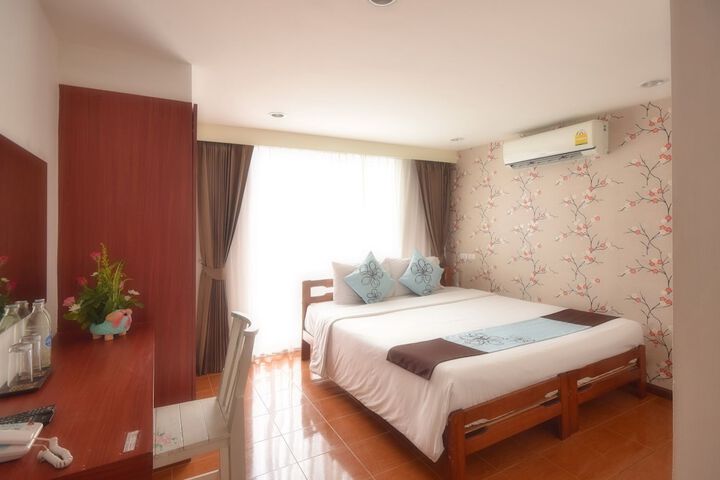 Room 30 of 92