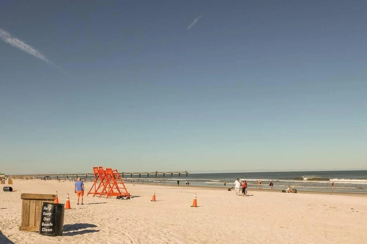Beach 18 of 26