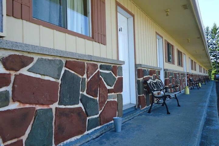 Hotel 61 of 71