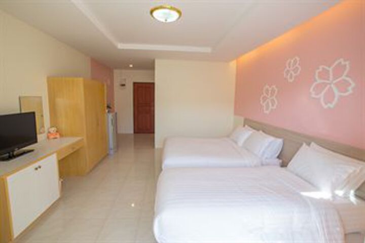 Room 19 of 34