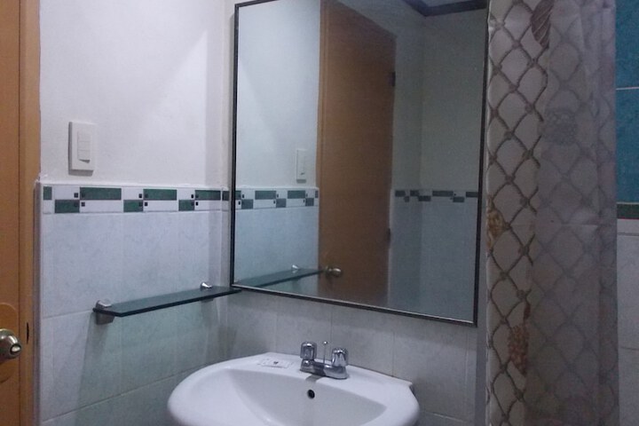 Room 20 of 29