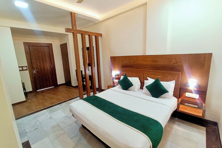 Room 4 of 71