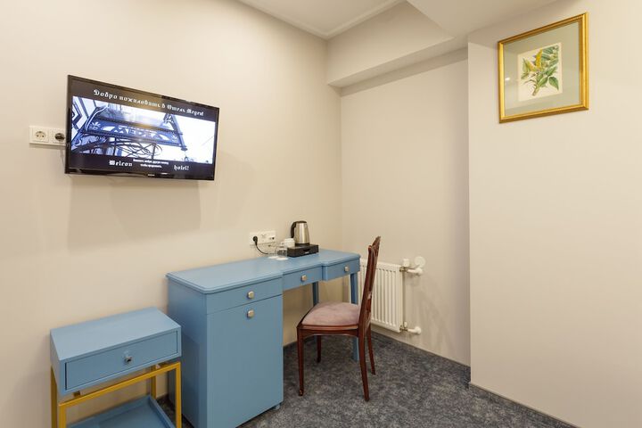 Room 34 of 51