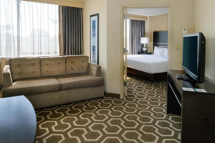 Room 44 of 82