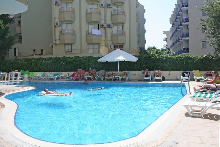 Hotel with Pool