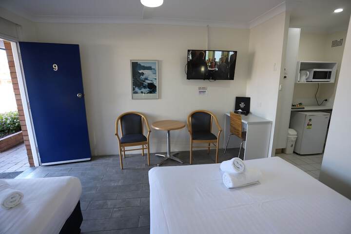 Room 14 of 121
