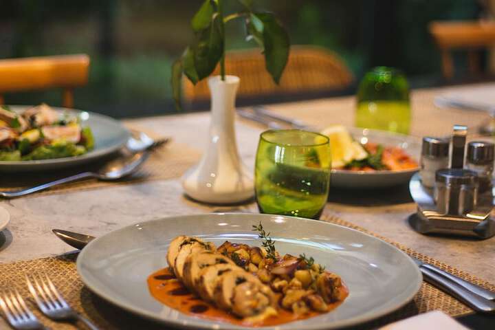 Dining 54 of 83
