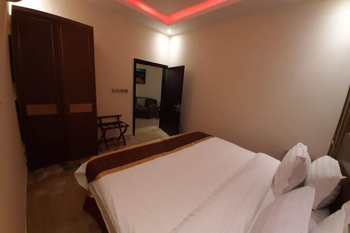 Room 13 of 65