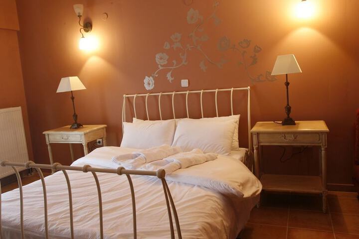 Room 6 of 41