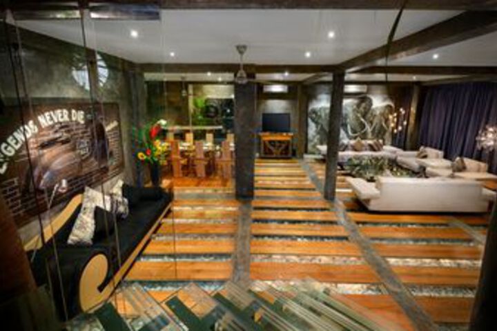 Hotel Interior 10 of 19