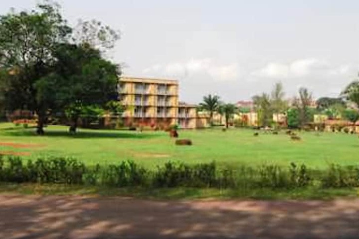 Hotel Exterior 41 of 45