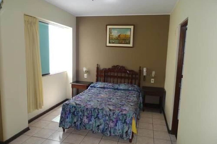 Room 5 of 23