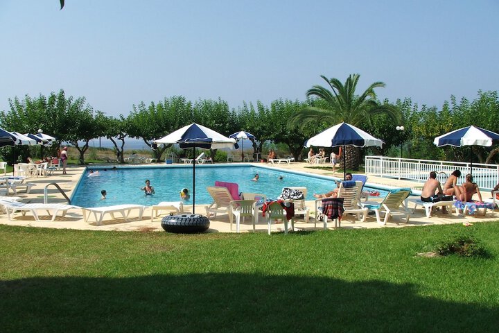 Pool Hotel