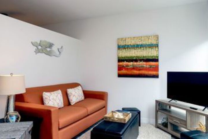 Room 12 of 14